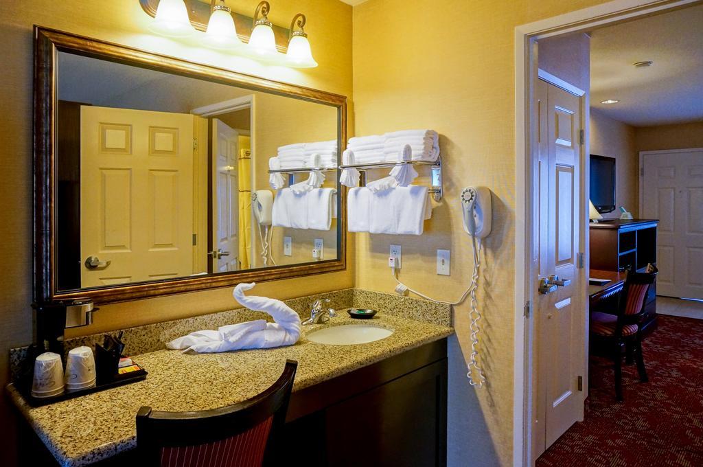 Castle Inn And Suites Anaheim Zewnętrze zdjęcie
