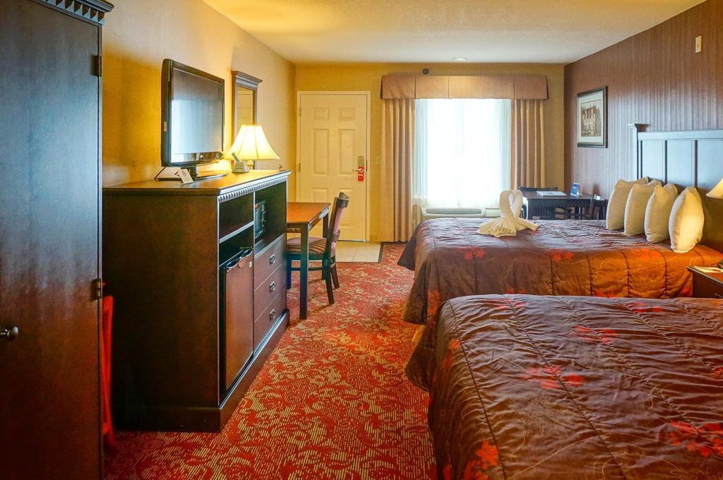 Castle Inn And Suites Anaheim Zewnętrze zdjęcie
